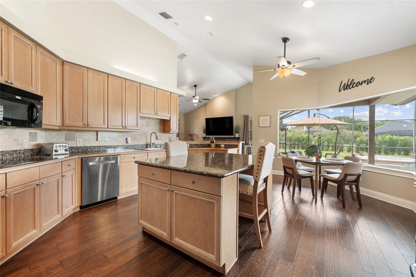 8612 OLDBRIDGE LANE