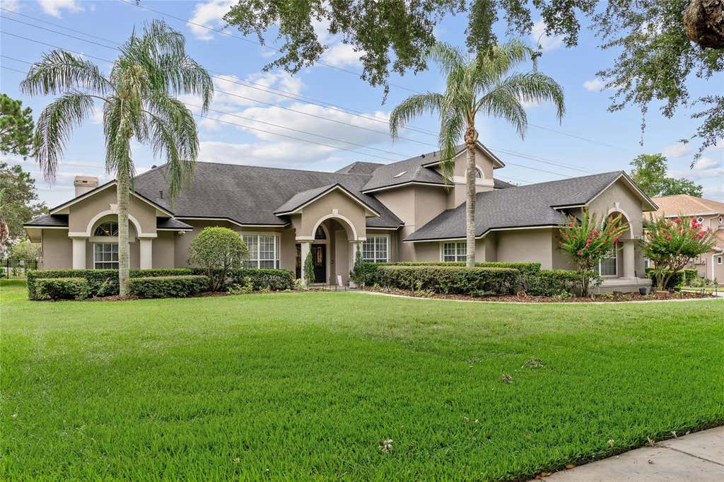 Photo of 8612 Oldbridge Lane, Orlando, FL 32819 (MLS # O6414949)