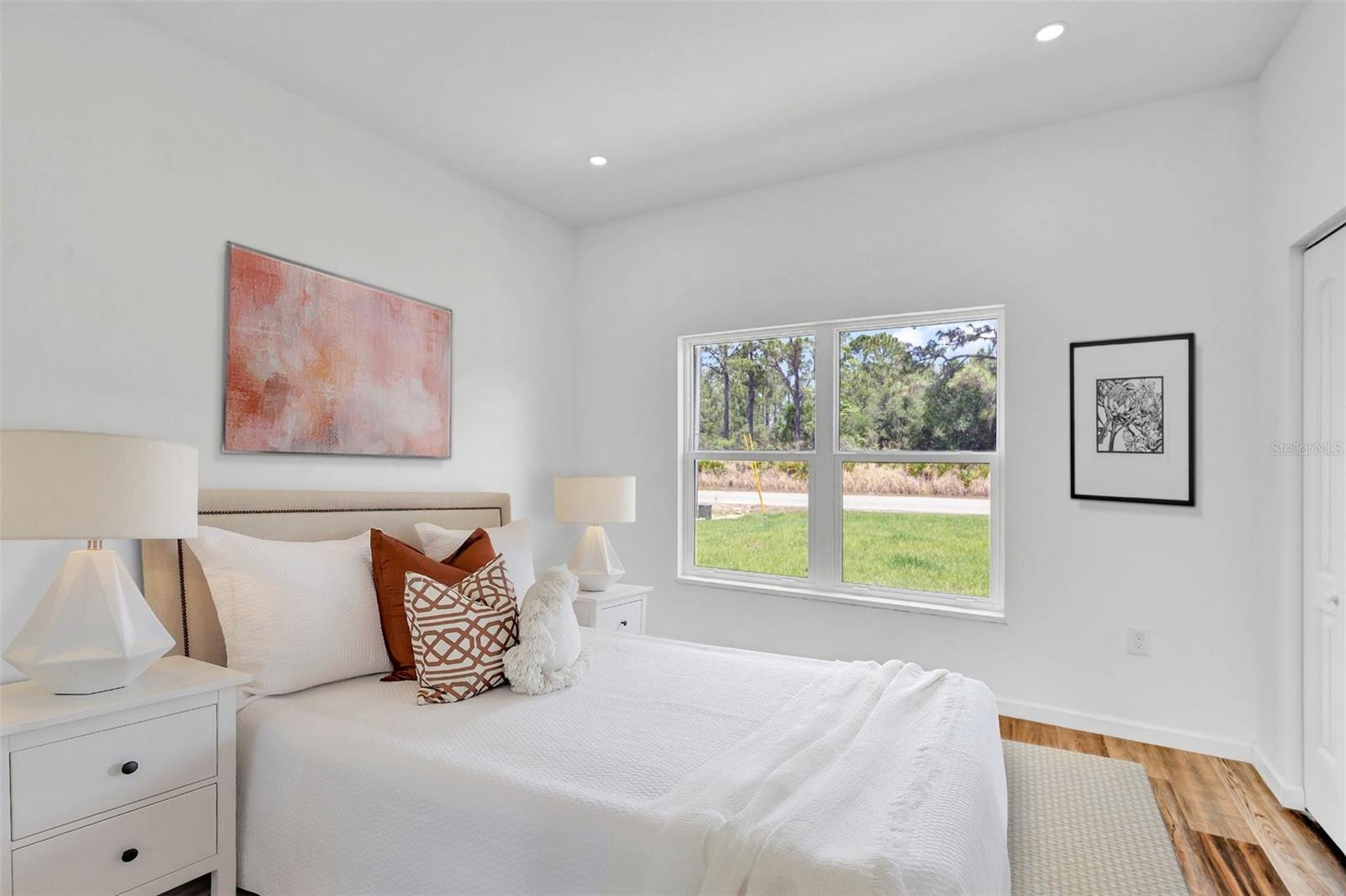 SUN N LAKE - Residential Lease