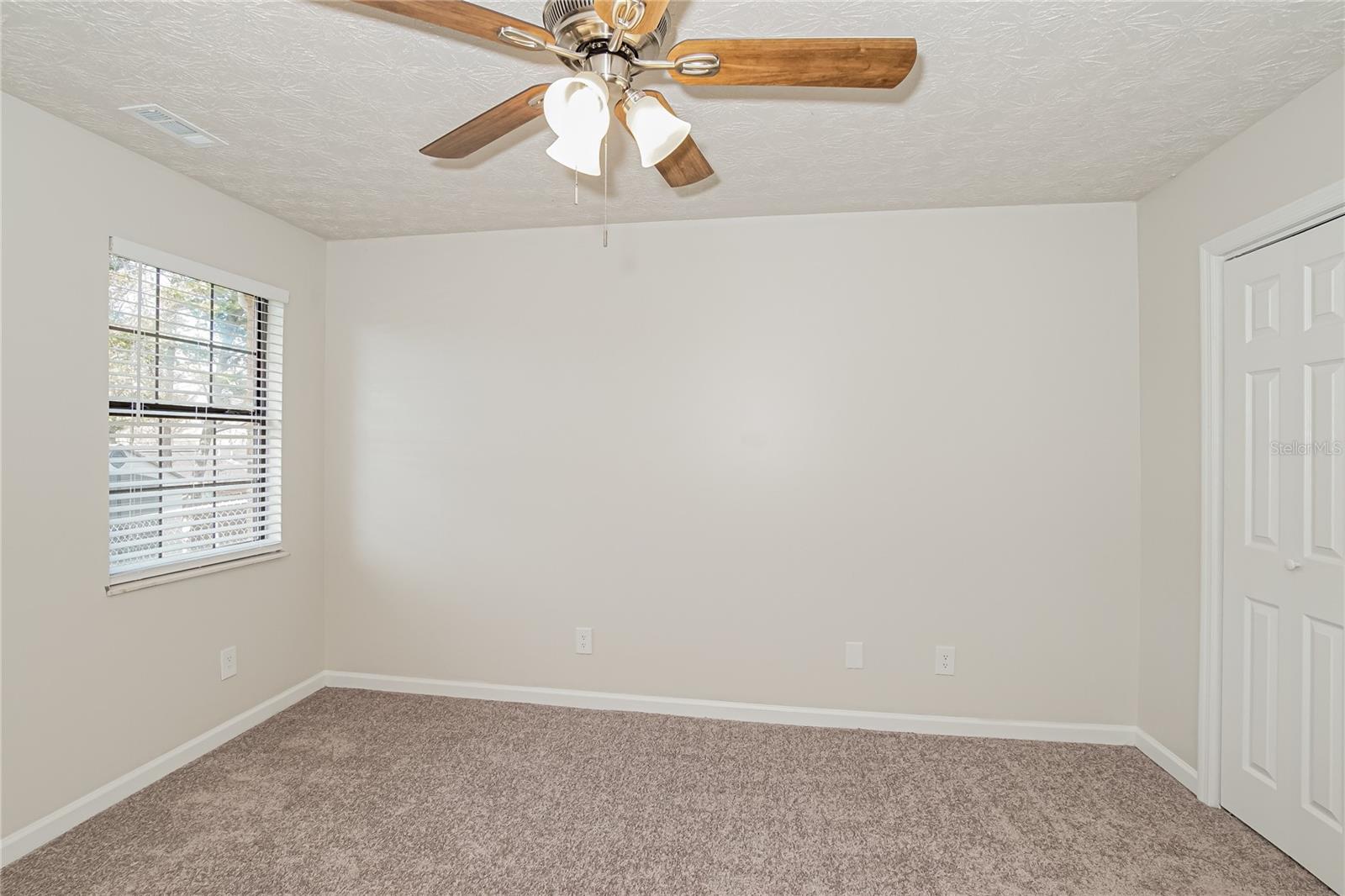 MEADOW WOODS VILLAGE 09 PH 02 - Residential Lease