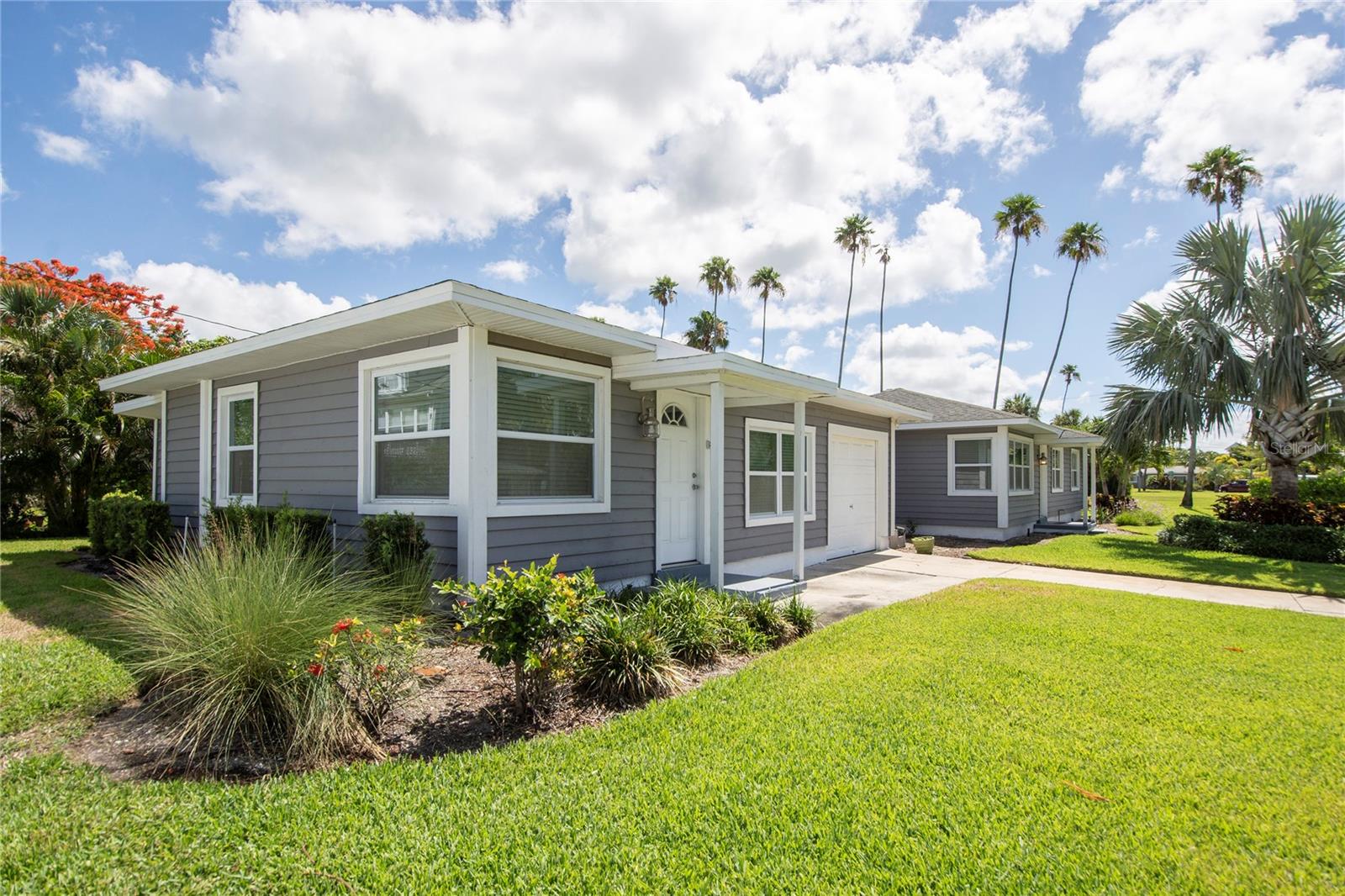 3200 W DE BAZAN AVENUE