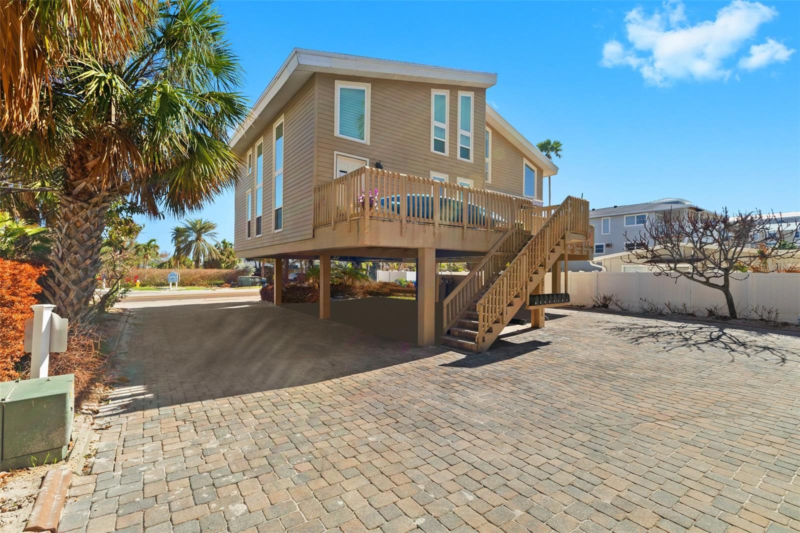 19810 GULF BOULEVARD 8