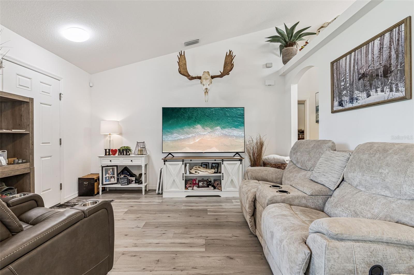 HARBOR SHORES UNIT 01 - Residential