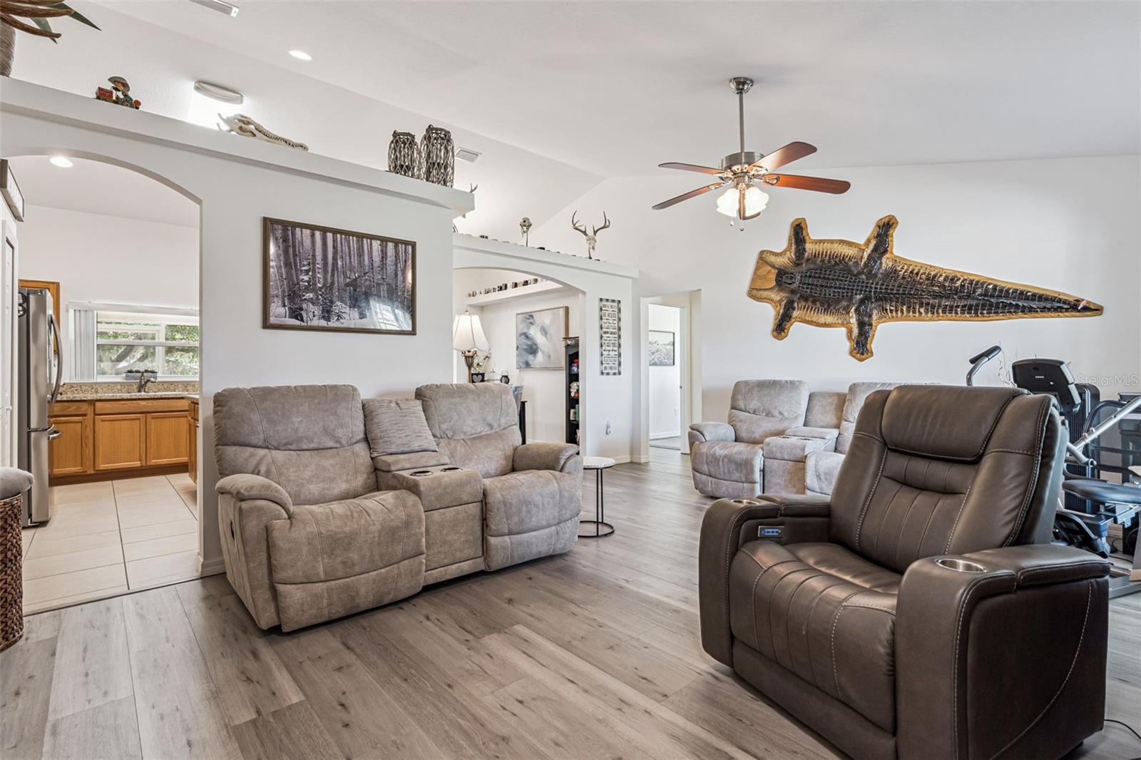 HARBOR SHORES UNIT 01 - Residential