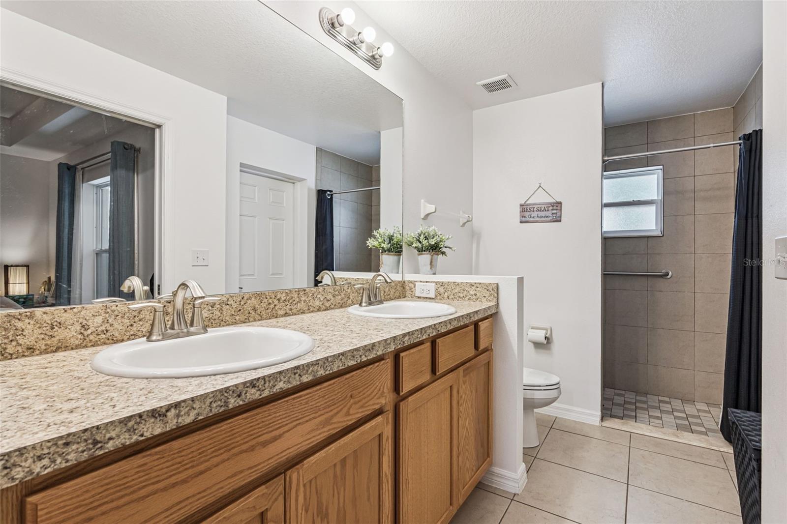 HARBOR SHORES UNIT 01 - Residential