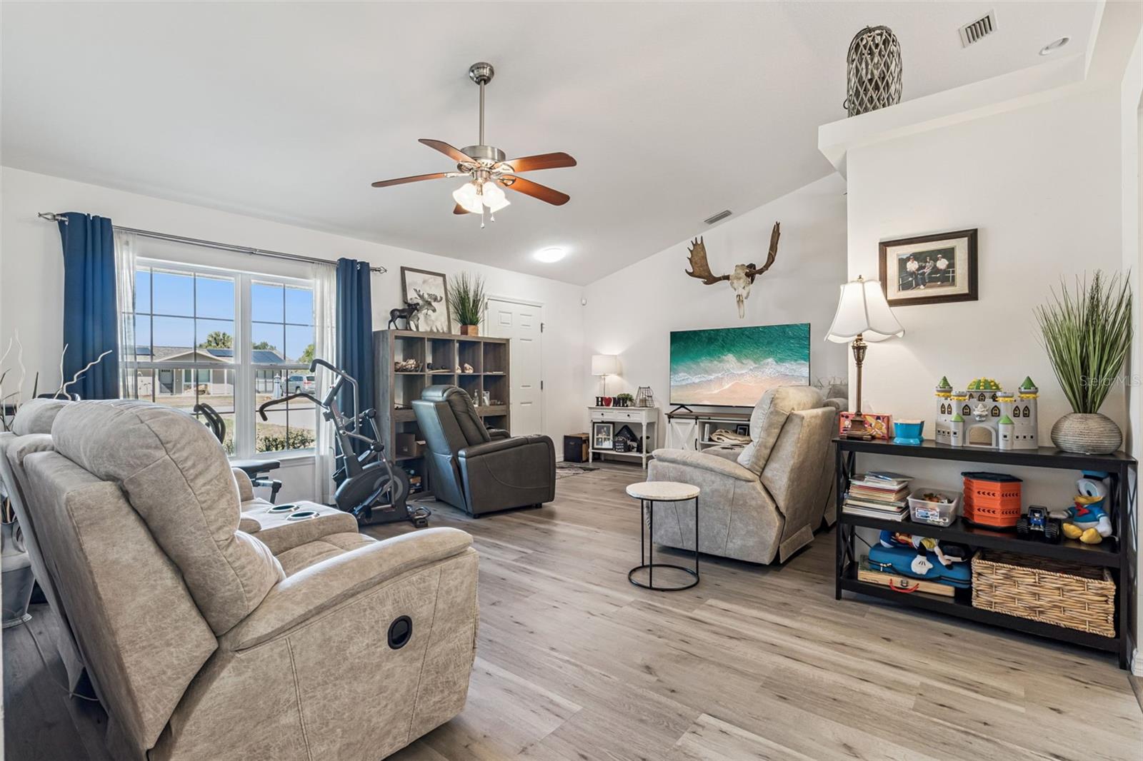 HARBOR SHORES UNIT 01 - Residential