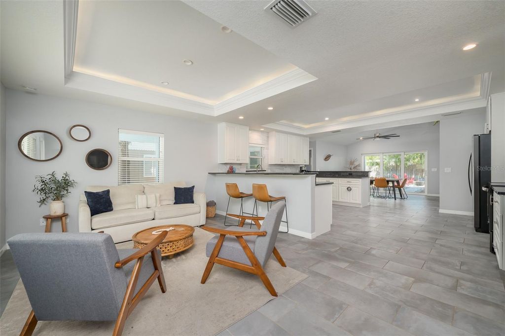 Photo of 1039 23rd Street, Sarasota, FL 34234 (MLS # A4686390)