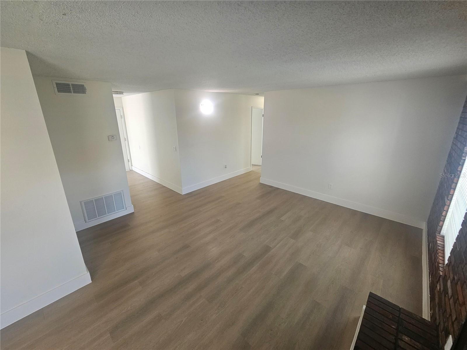 372 IMPERIAL DRIVE