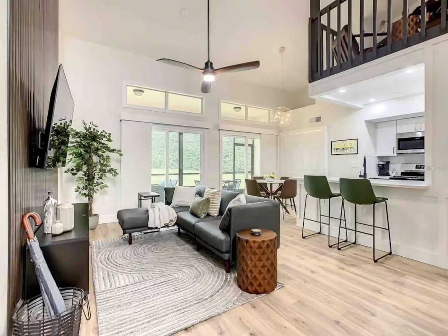 3163 TAMARIND CIRCLE