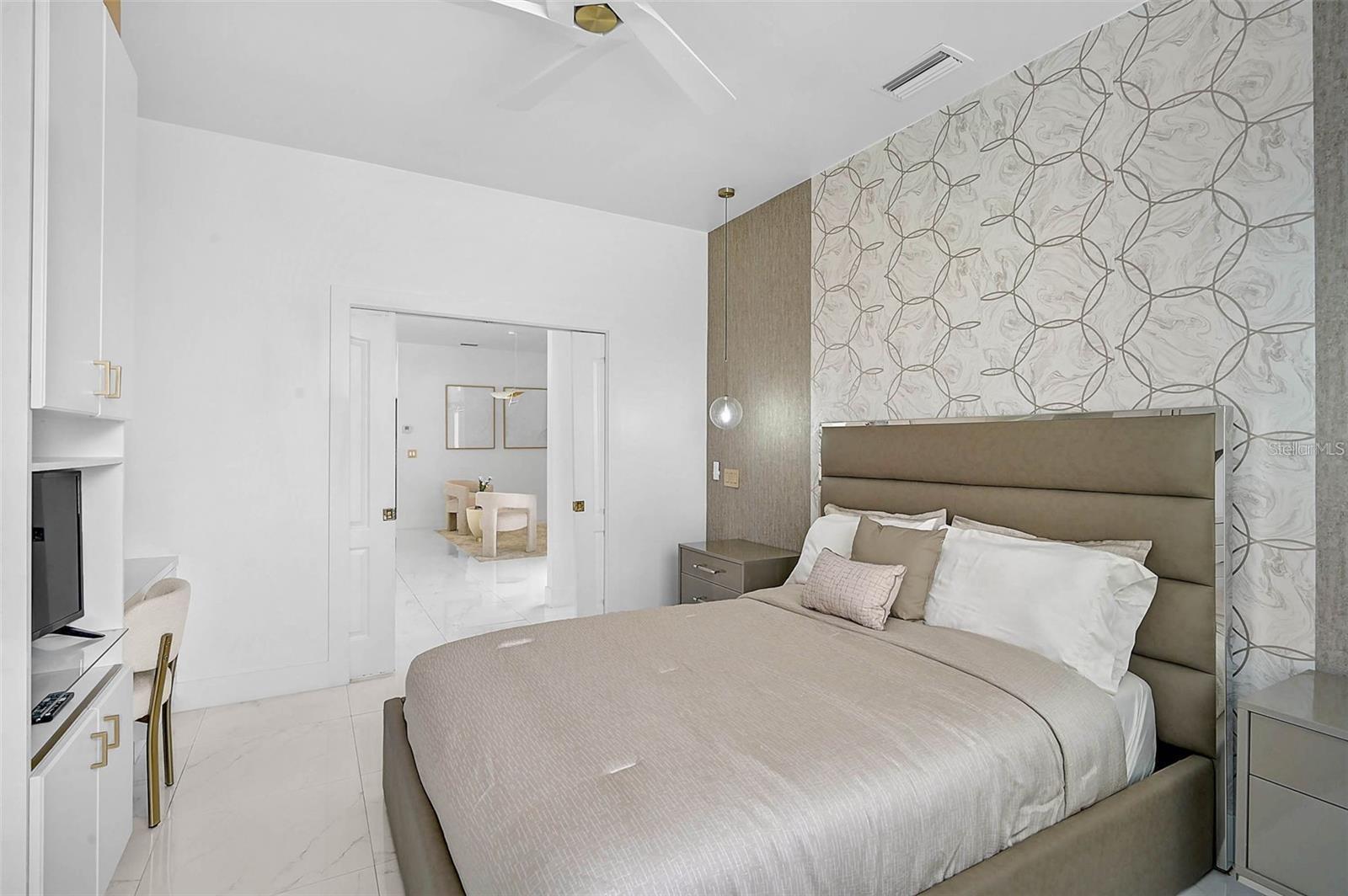 STONEYBROOK AT PALMER RANCH - Residential Lease