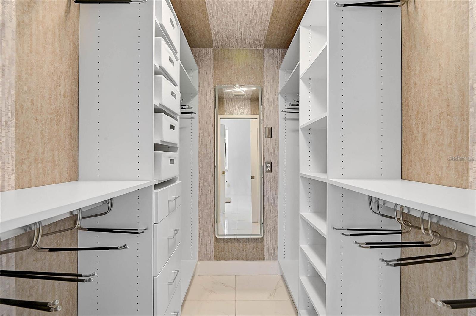 STONEYBROOK AT PALMER RANCH - Residential Lease