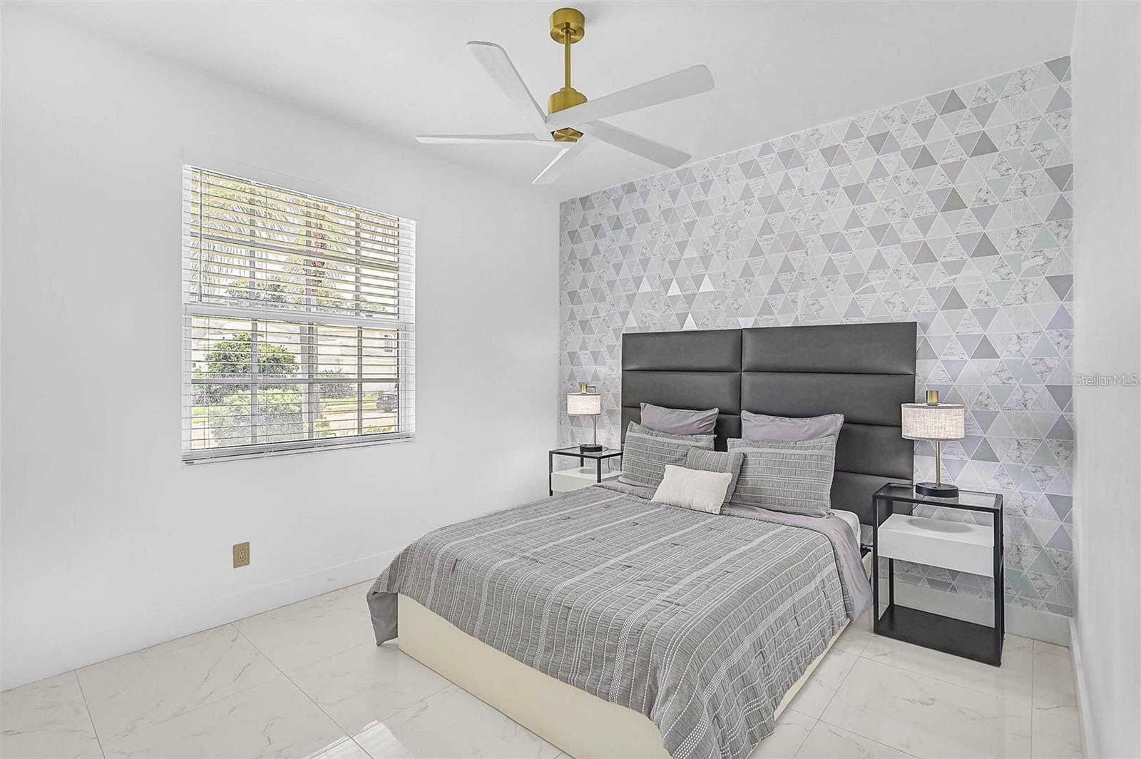 STONEYBROOK AT PALMER RANCH - Residential Lease