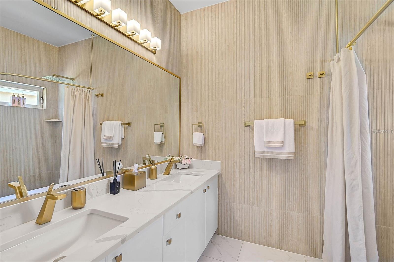 STONEYBROOK AT PALMER RANCH - Residential Lease