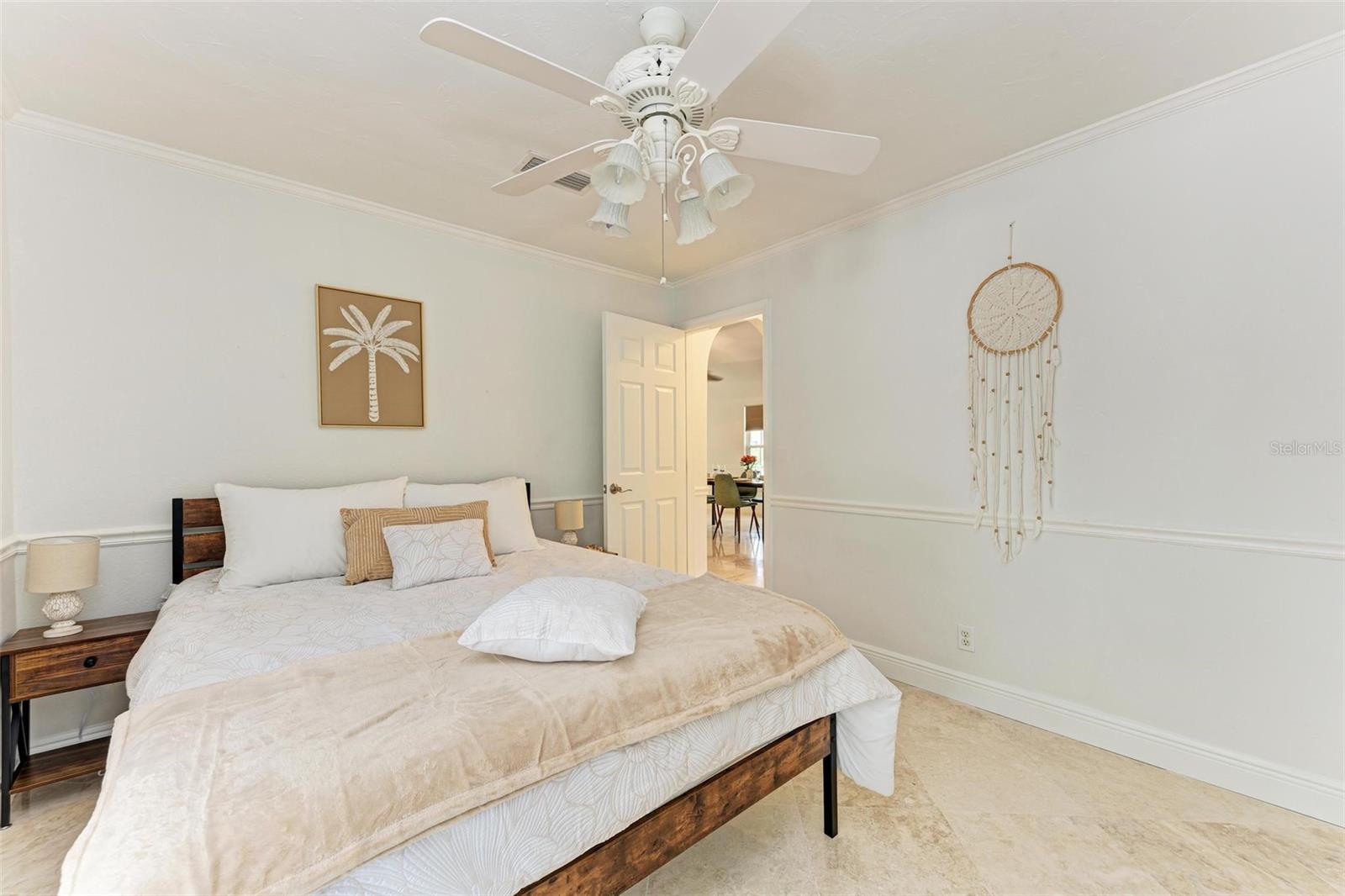 ALOISE PARK - Residential Lease