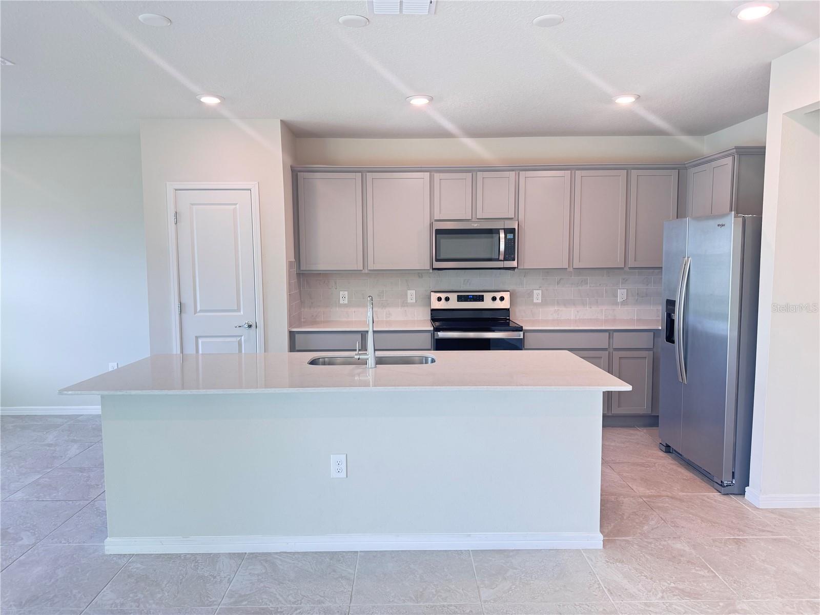 BELLE HAVEN PH 2 - Residential Lease