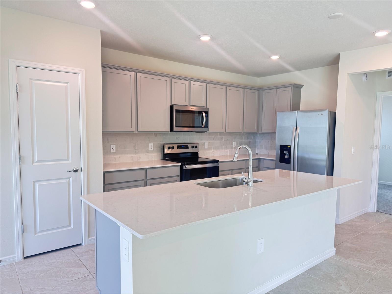 BELLE HAVEN PH 2 - Residential Lease