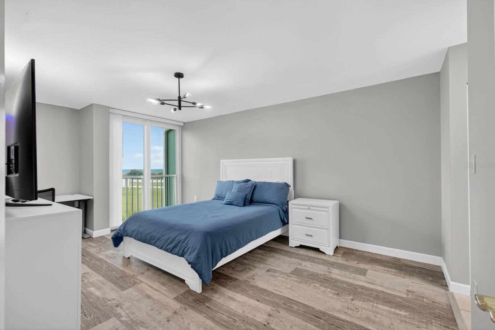 KINGSTON SHORES PH 01 - Residential