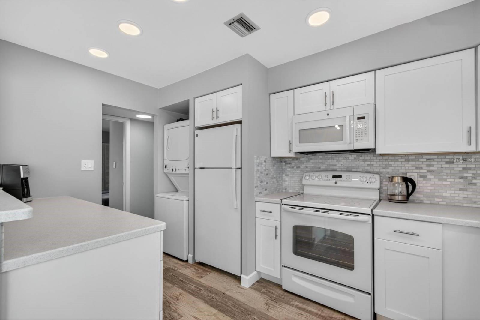 KINGSTON SHORES PH 01 - Residential