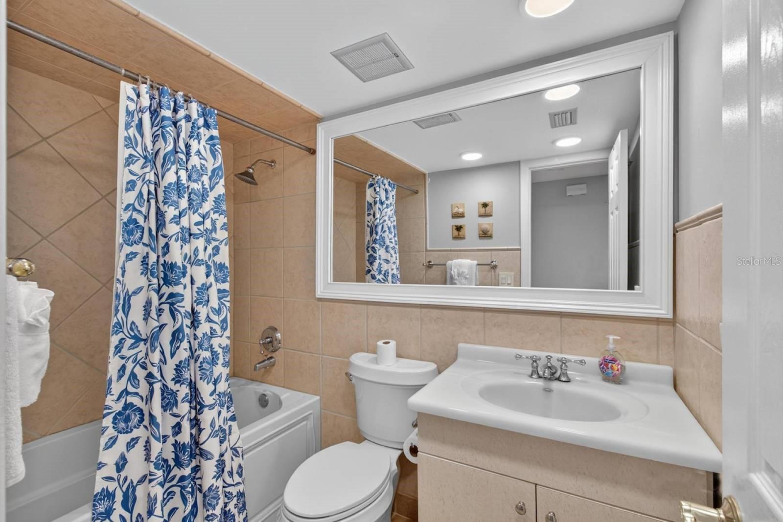 KINGSTON SHORES PH 01 - Residential