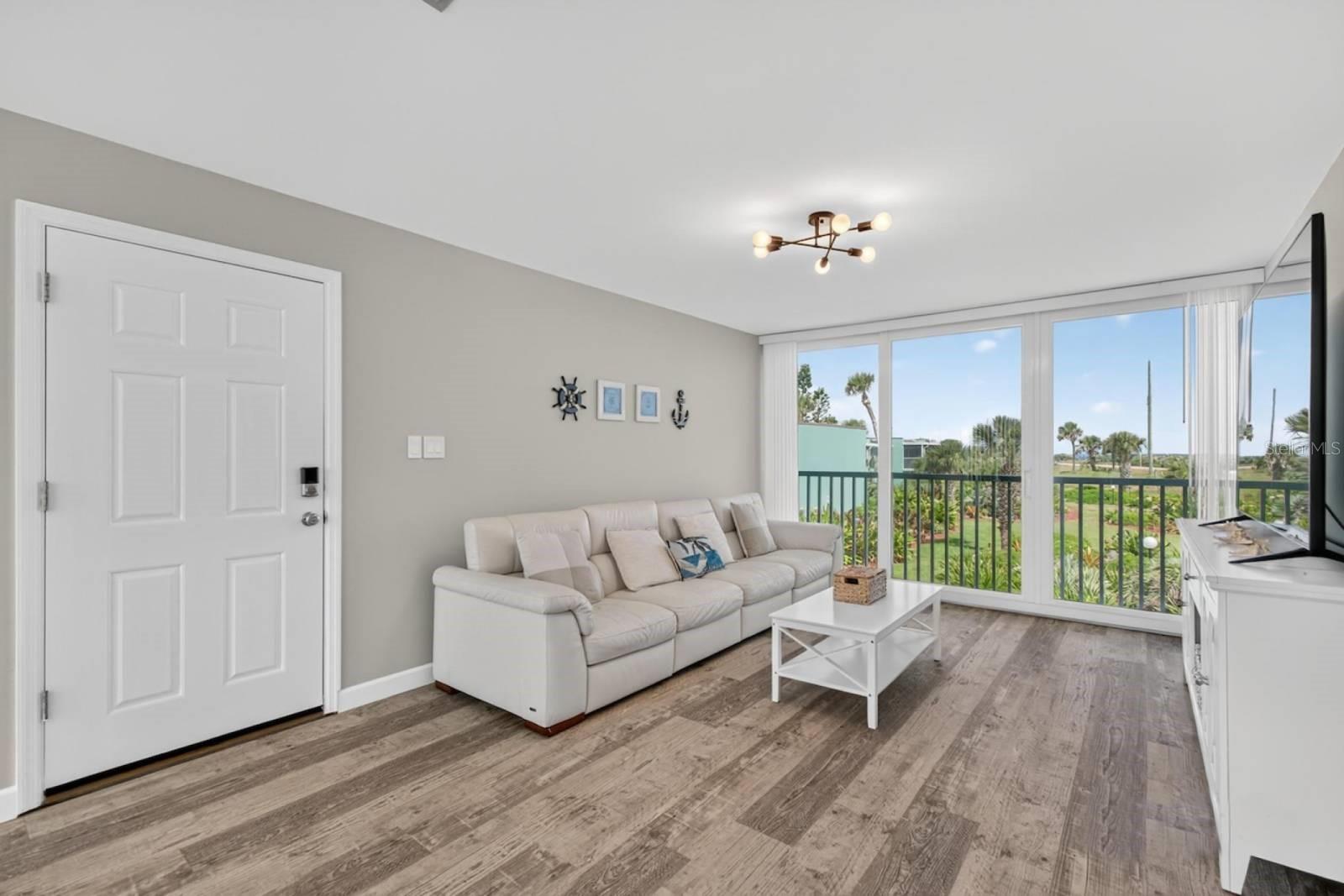 KINGSTON SHORES PH 01 - Residential