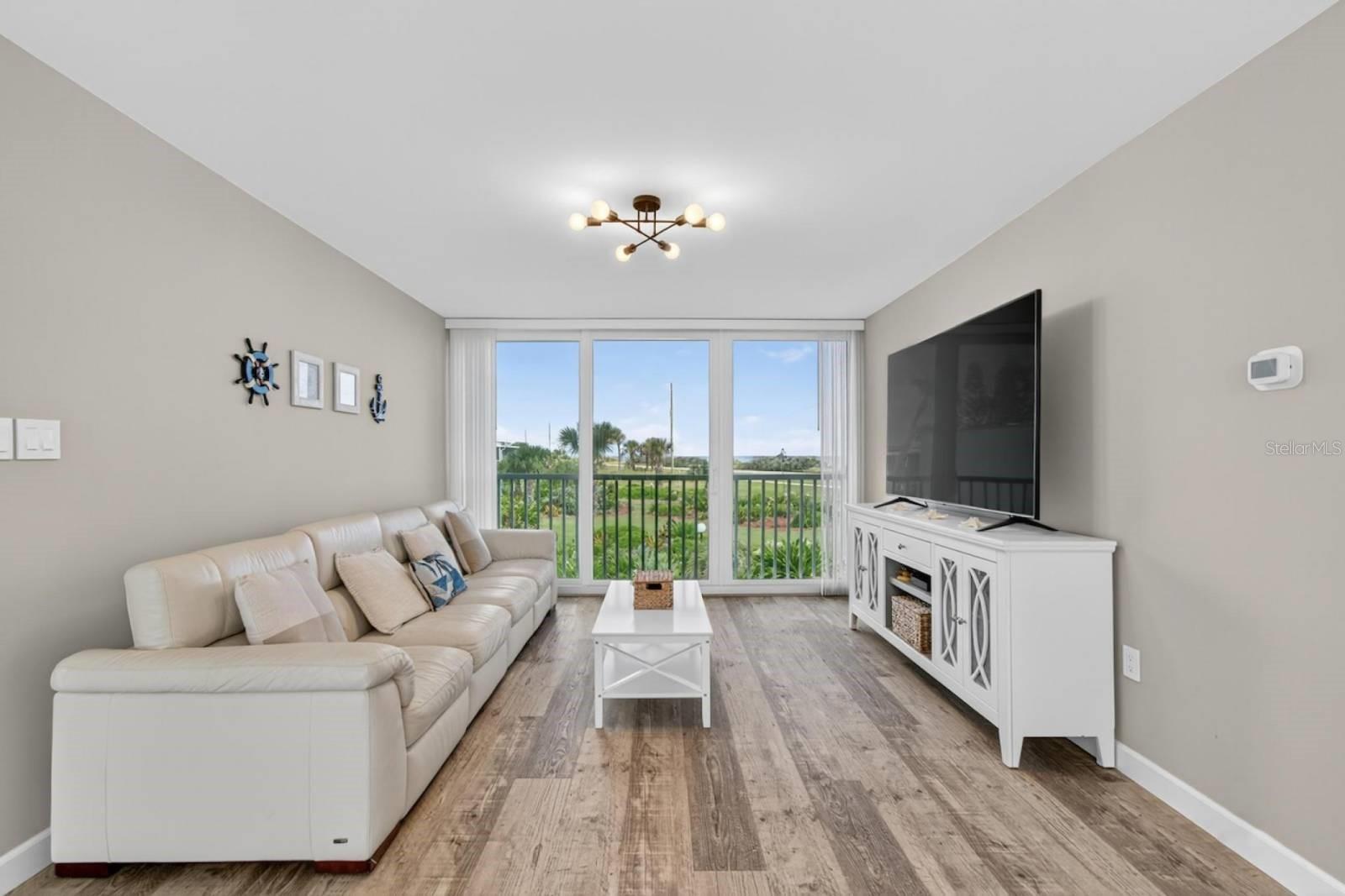 KINGSTON SHORES PH 01 - Residential