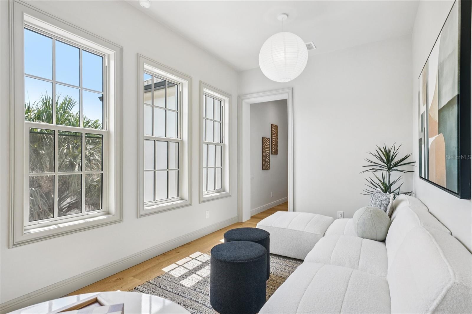 413 W PARK AVENUE 1