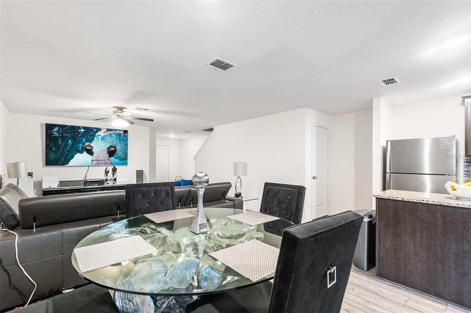 MADISON VILLAGE TWNHMS - Residential