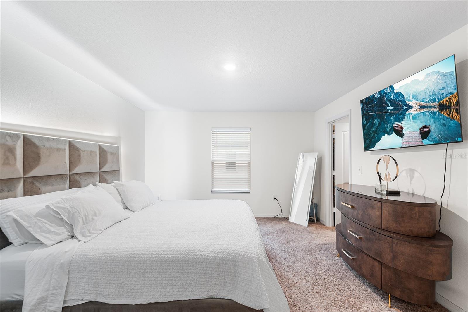 MADISON VILLAGE TWNHMS - Residential