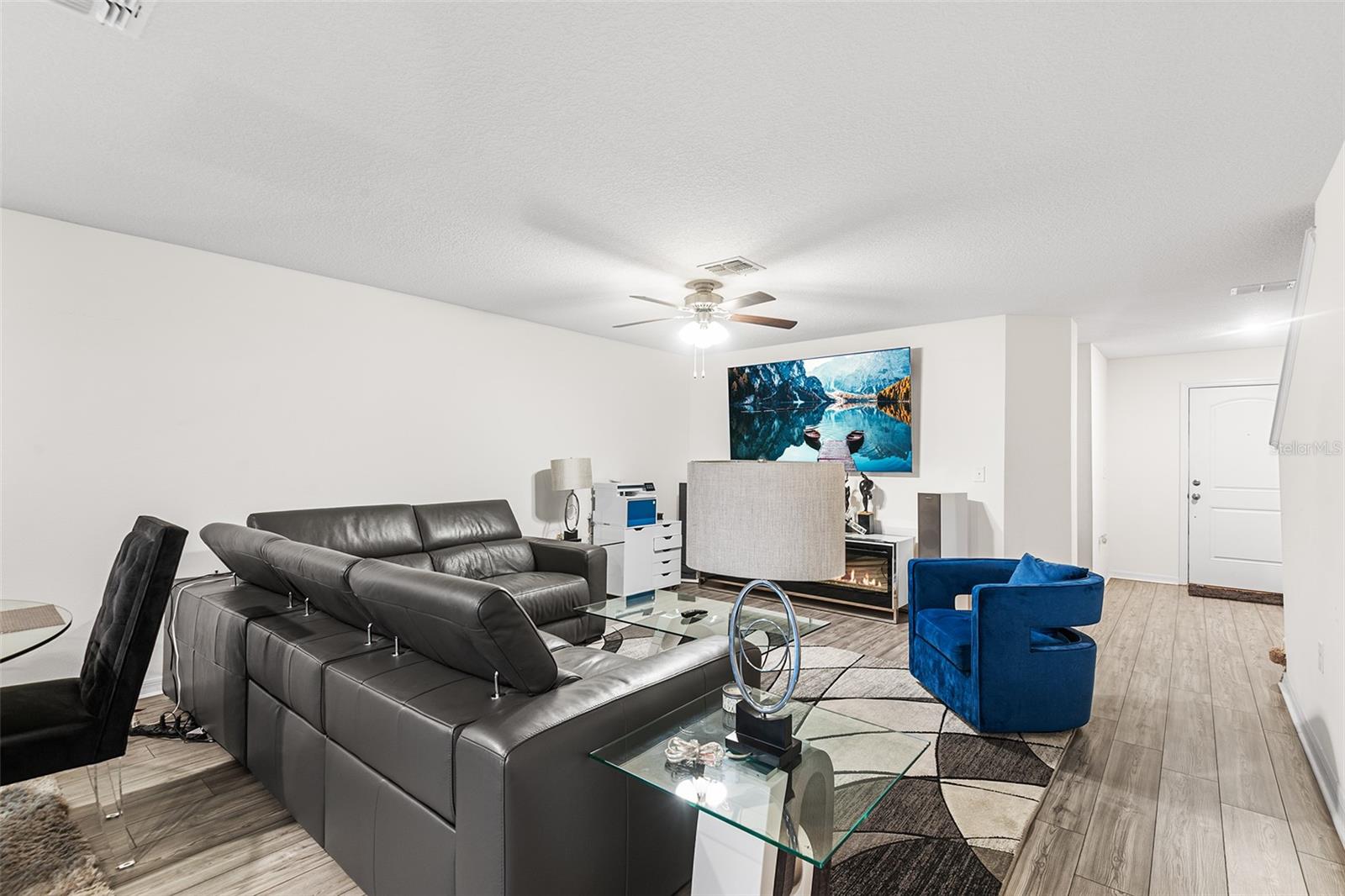 MADISON VILLAGE TWNHMS - Residential