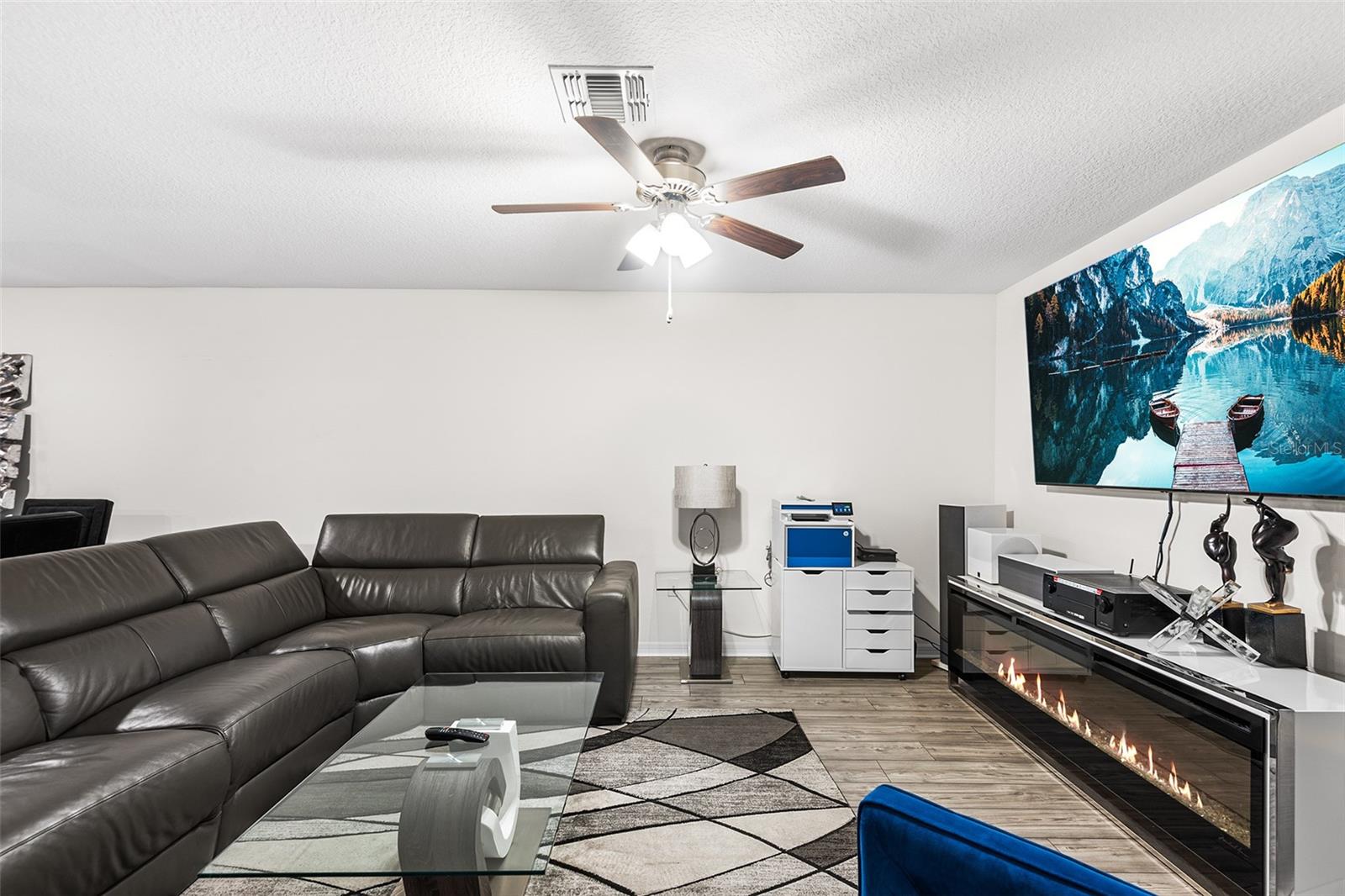 MADISON VILLAGE TWNHMS - Residential