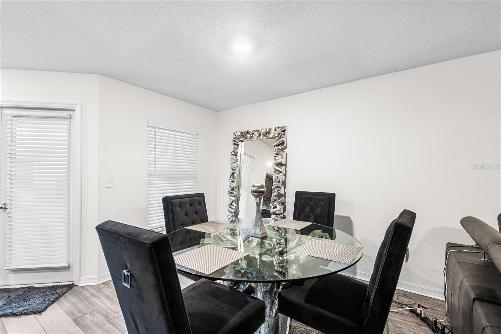 MADISON VILLAGE TWNHMS - Residential