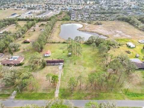 A home in RIVERVIEW