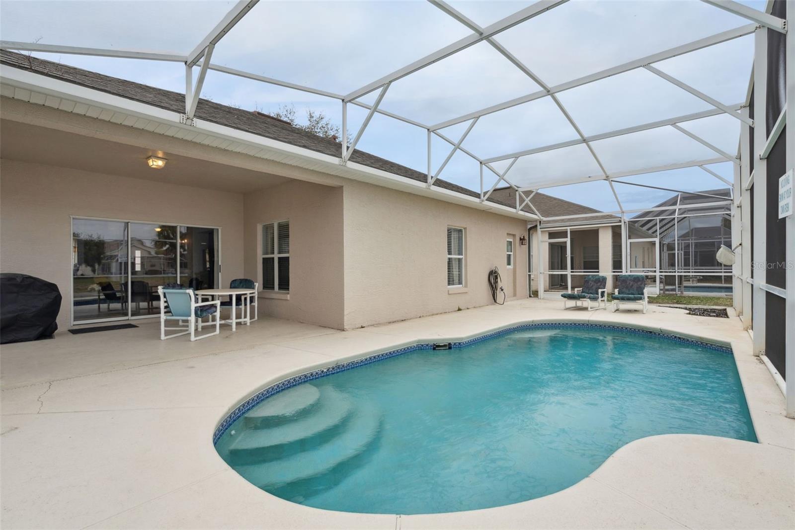 FAIRWAYS LAKE ESTATES - Residential