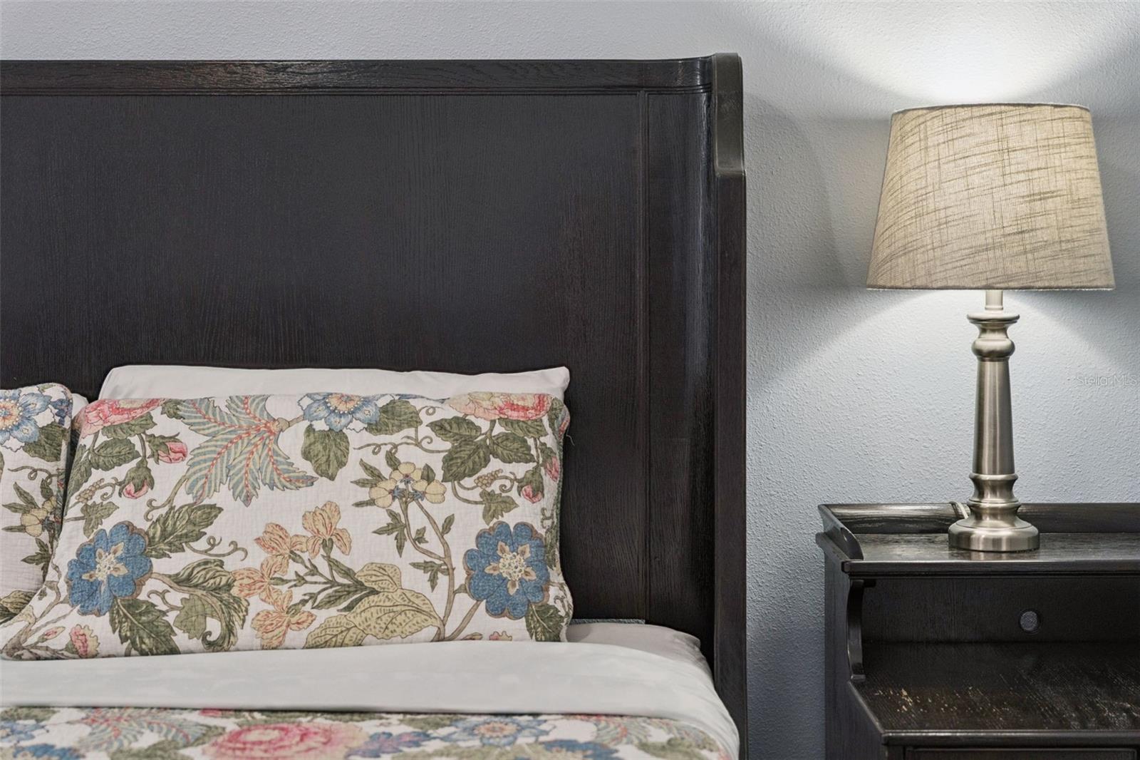 FAIRWAYS LAKE ESTATES - Residential