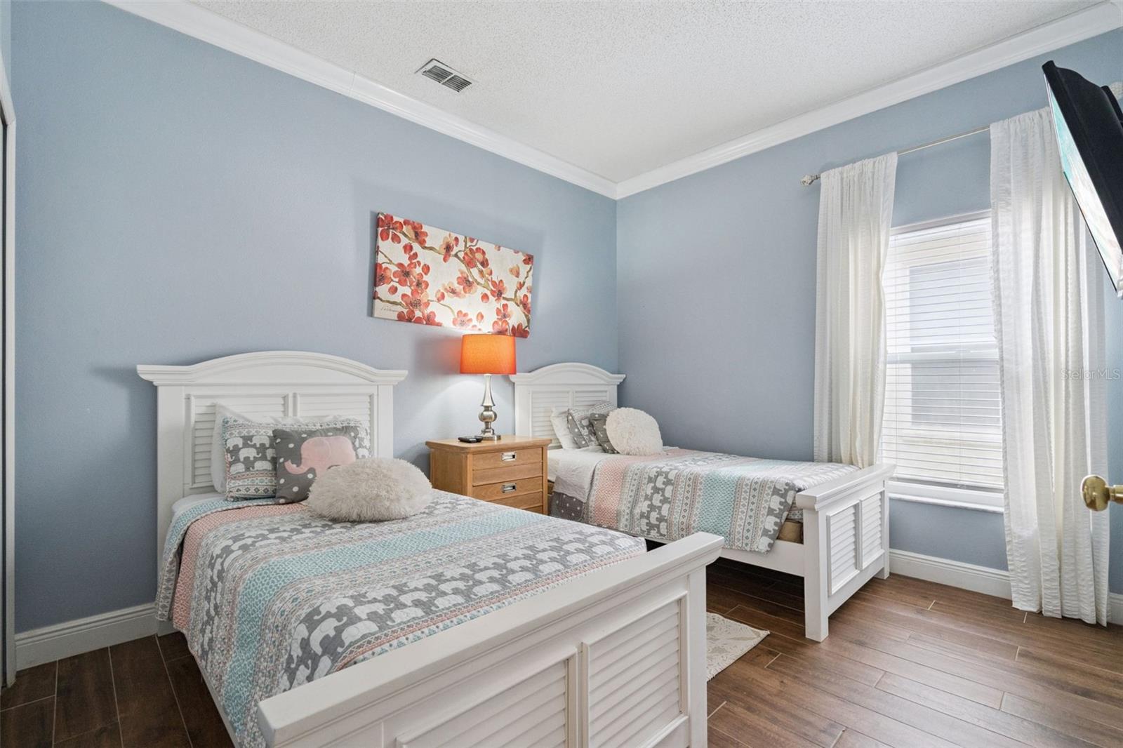 FAIRWAYS LAKE ESTATES - Residential