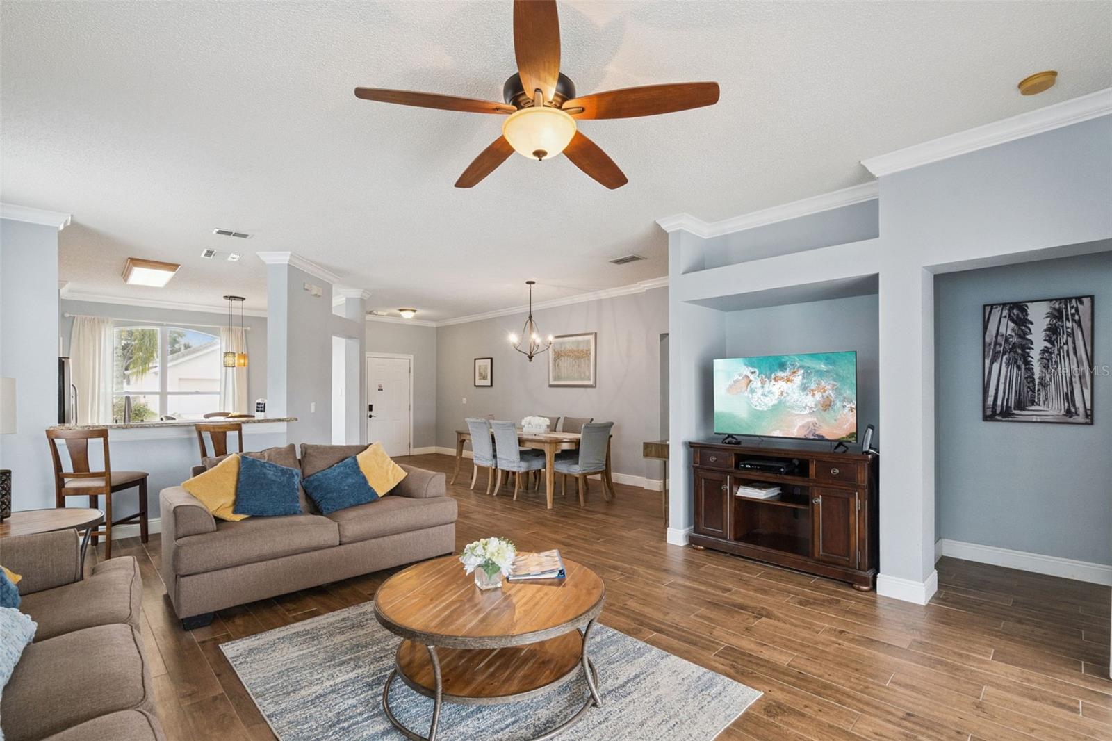 FAIRWAYS LAKE ESTATES - Residential