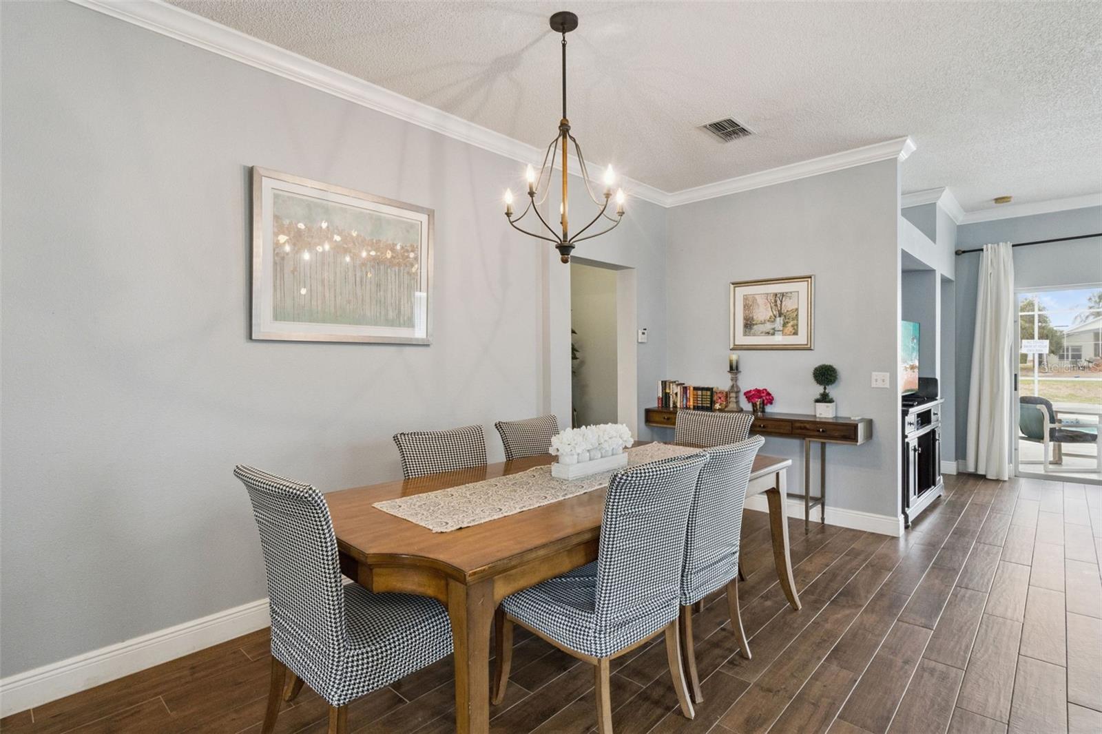 FAIRWAYS LAKE ESTATES - Residential