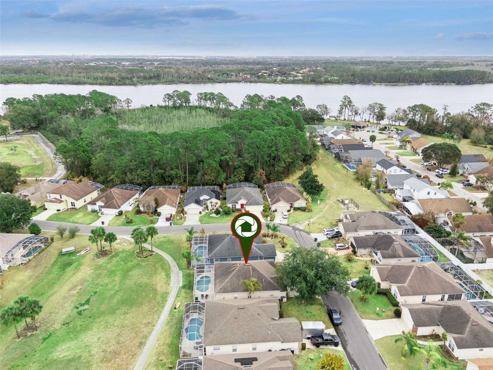 FAIRWAYS LAKE ESTATES - Residential