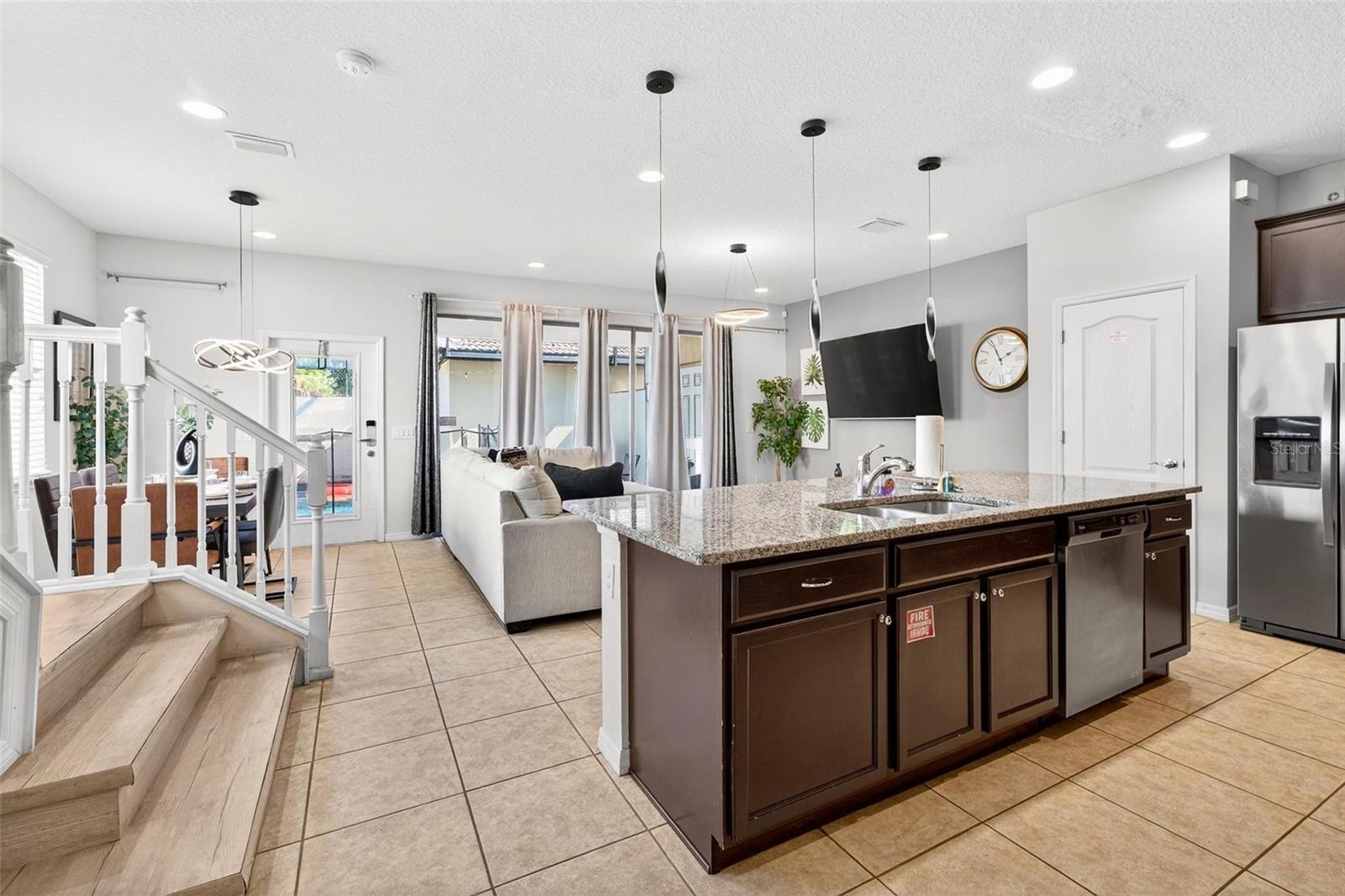 WINDSOR AT WESTSIDE PH 1 - Residential