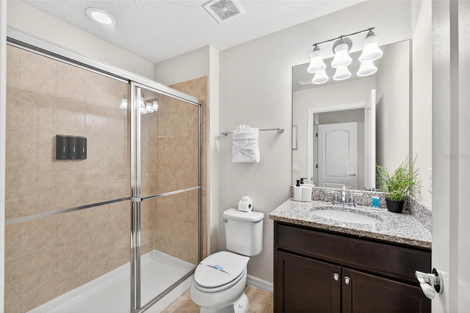 WINDSOR AT WESTSIDE PH 1 - Residential