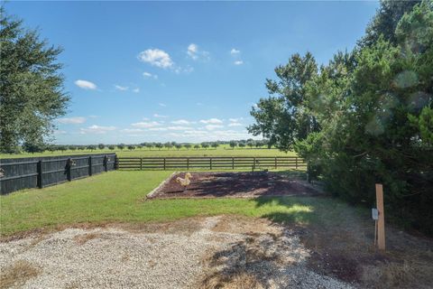Tiny photo for 14050 SE 50th Street, Morriston, FL 32668 (MLS # OM711581)