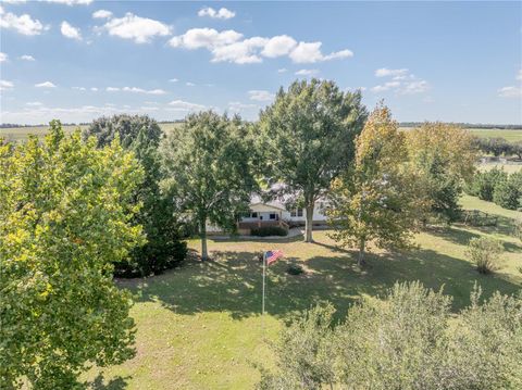 Tiny photo for 14050 SE 50th Street, Morriston, FL 32668 (MLS # OM711581)