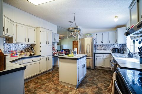 Tiny photo for 14050 SE 50th Street, Morriston, FL 32668 (MLS # OM711581)
