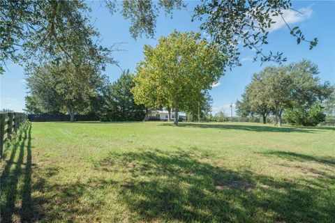 Tiny photo for 14050 SE 50th Street, Morriston, FL 32668 (MLS # OM711581)