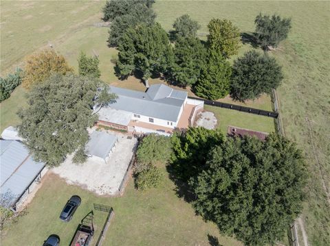 Tiny photo for 14050 SE 50th Street, Morriston, FL 32668 (MLS # OM711581)