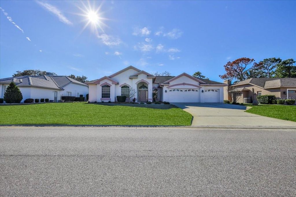 Photo of 9416 Ashley Drive, Weeki Wachee, FL 34613 (MLS # W7882361)