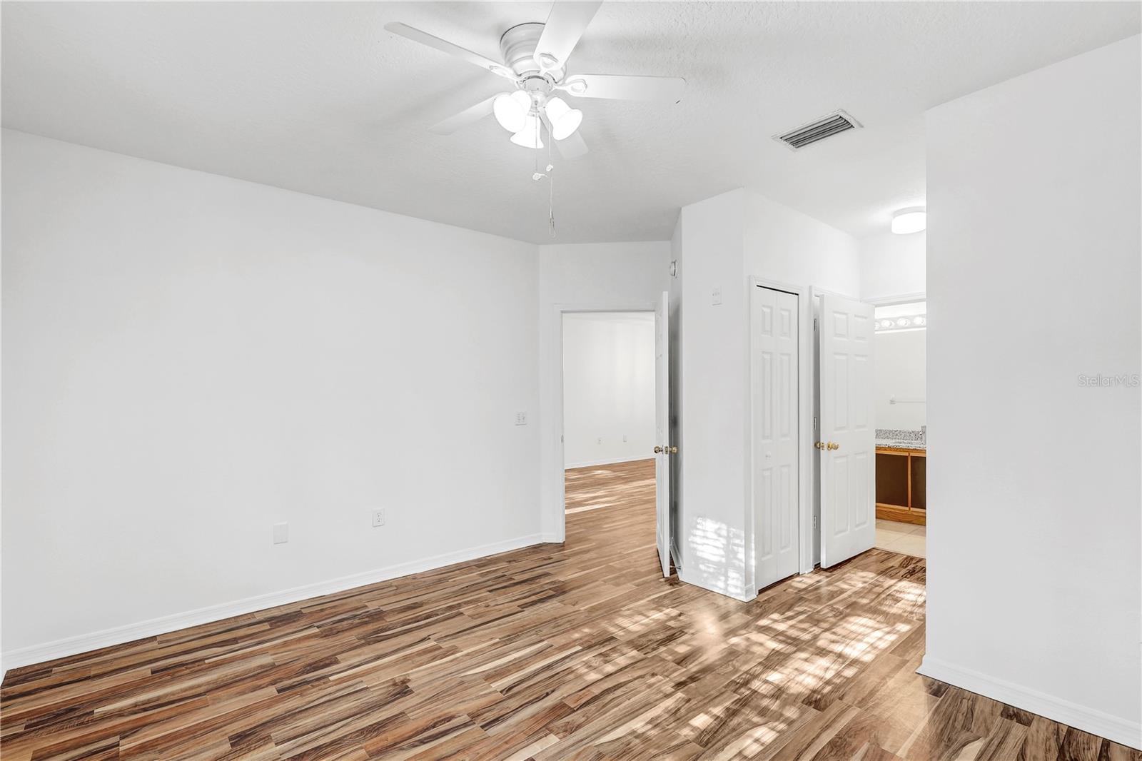 VILLAGES OF BLOOMINGDALE CONDO - Residential