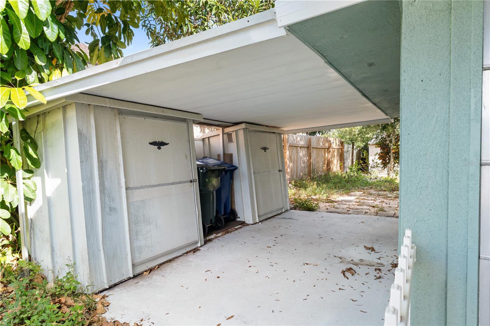 DIXIE HEIGHTS - Residential Lease