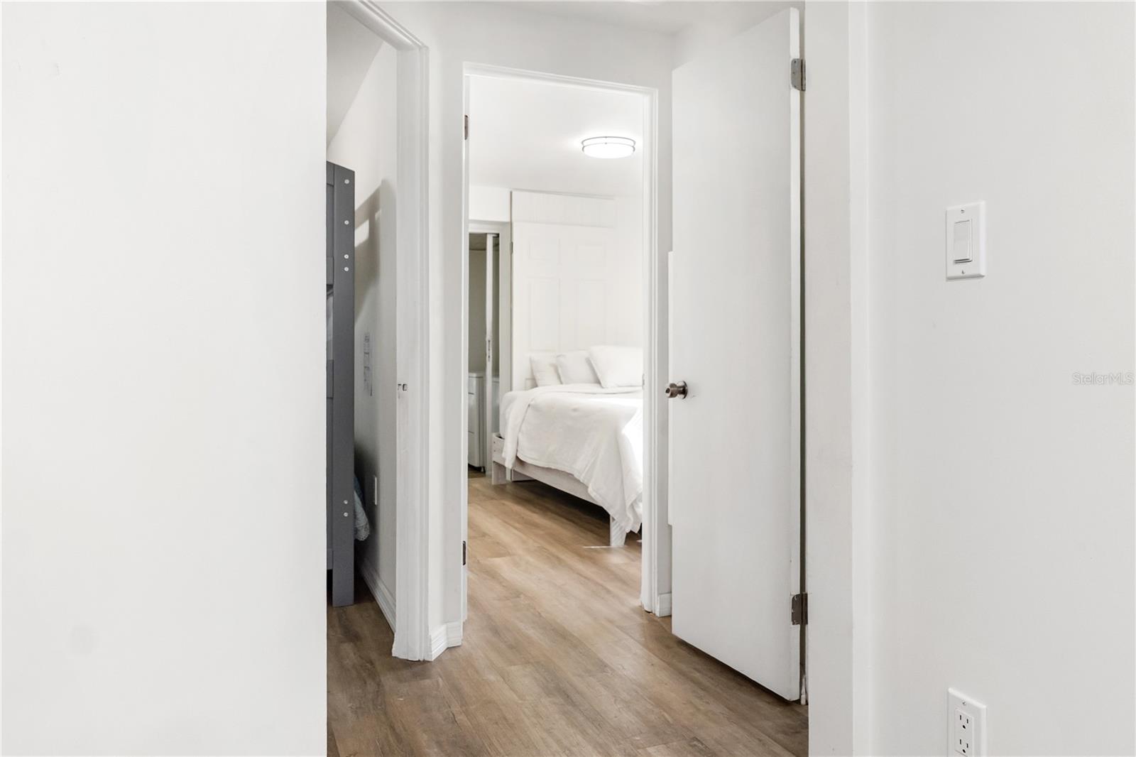 DIXIE HEIGHTS - Residential Lease