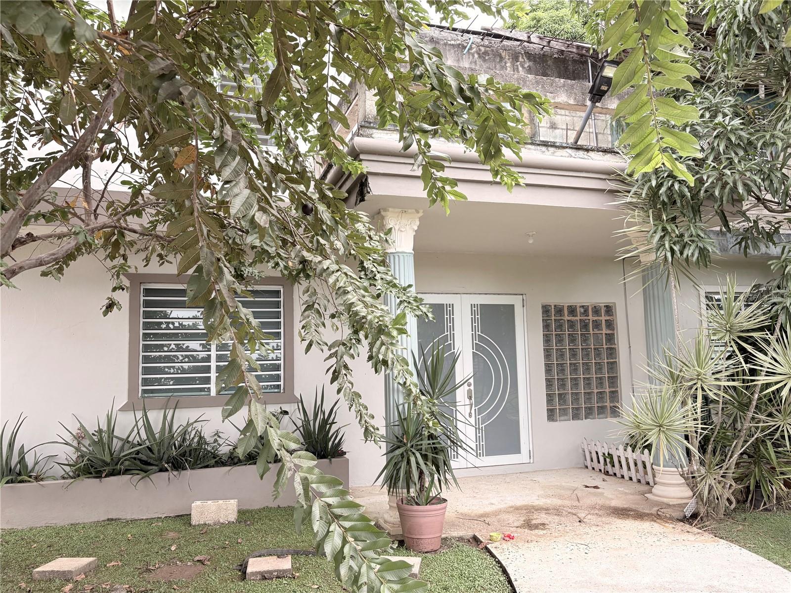 MARTIN GONZALEZ - Residential